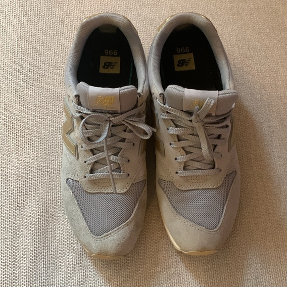 New Balance 996 'Gray Gold' WL996CG2 - Picture 4 of 6